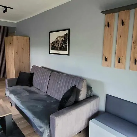 Pensjonat Błękitna 37 3*